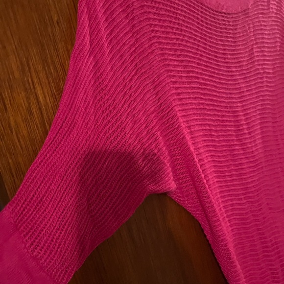 Express Top - Picture 5 of 7